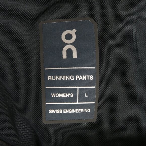 ON RUNNING Swiss Designed Running Pants | Size Large - Picture 13 of 13